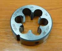 Závitová kruhová čeľusť UNS 1/4 "x 24 z / 1" HSS 2A, CZTOOL