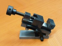 Presný naklápacie sínusový zverák 125mm s maticou a skrutkou